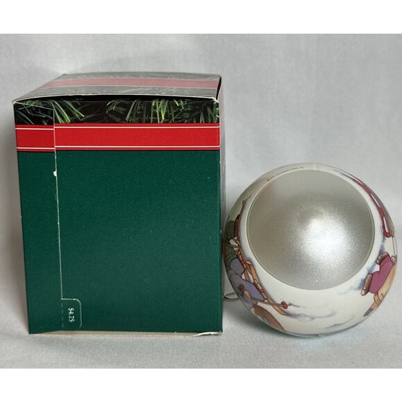 Hallmark Ornament Extra-Special Friends Glass Ball 1991 Rabbit Raccoon Squirrel - Picture 3 of 5